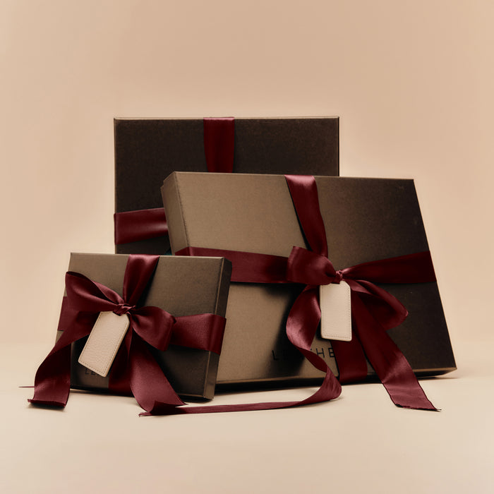 Family Travel Essentials Gift Set Black Pebble