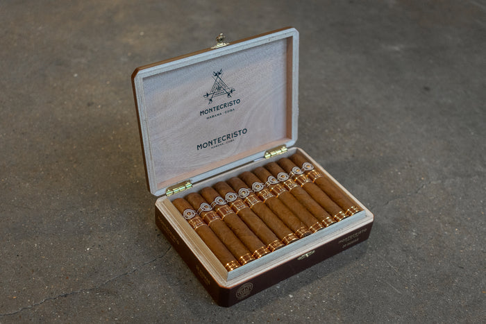Montecristo Linea 1935 Dumas Cigar