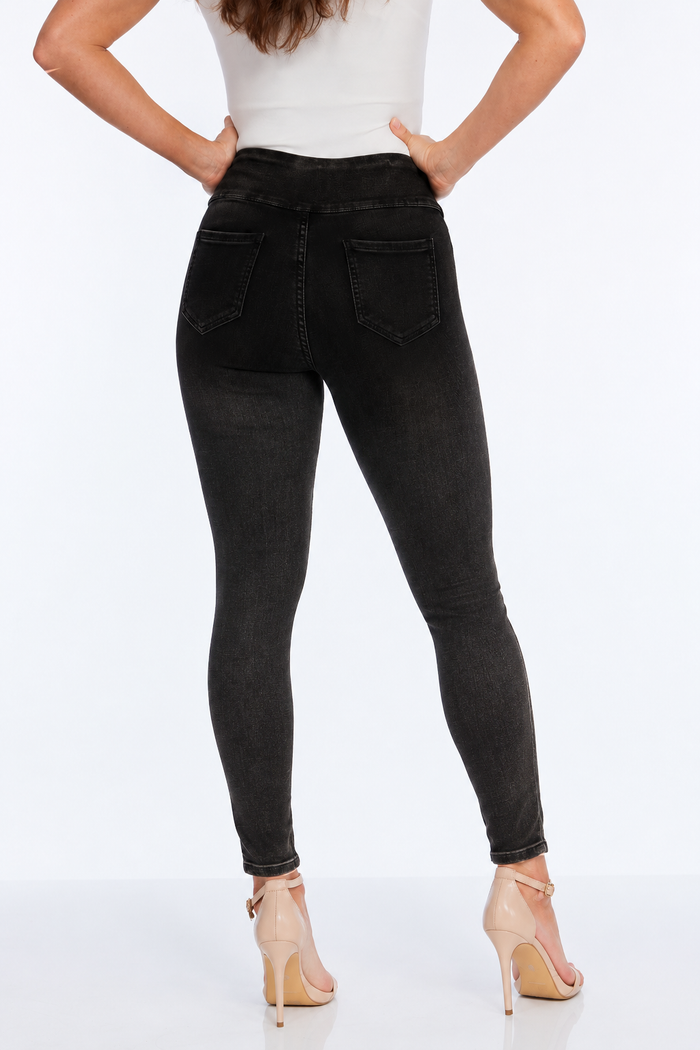 Black Skinny Jeans With Power Stretch - Jane