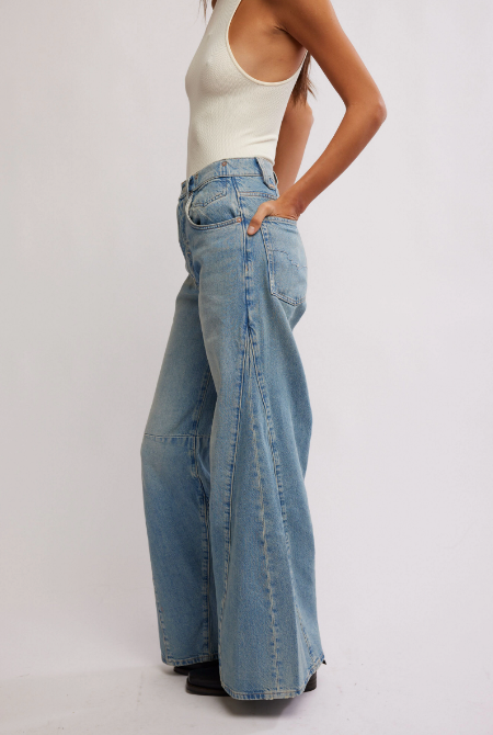 Eden High Slouchy Jeans - Fast Forward