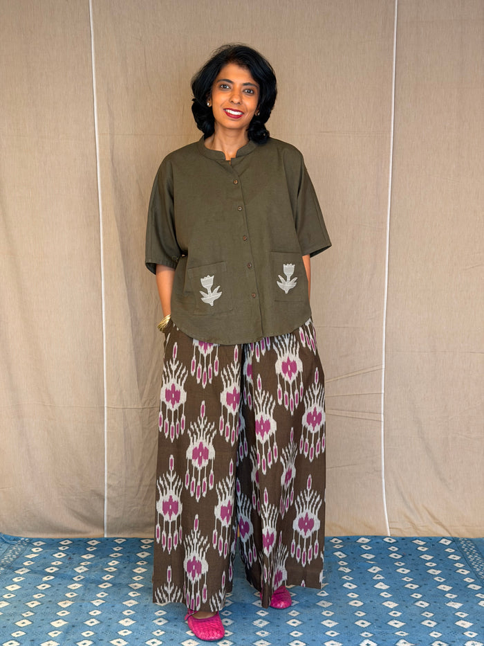 Elements Plume Flared Ikat Pants - Sparrow