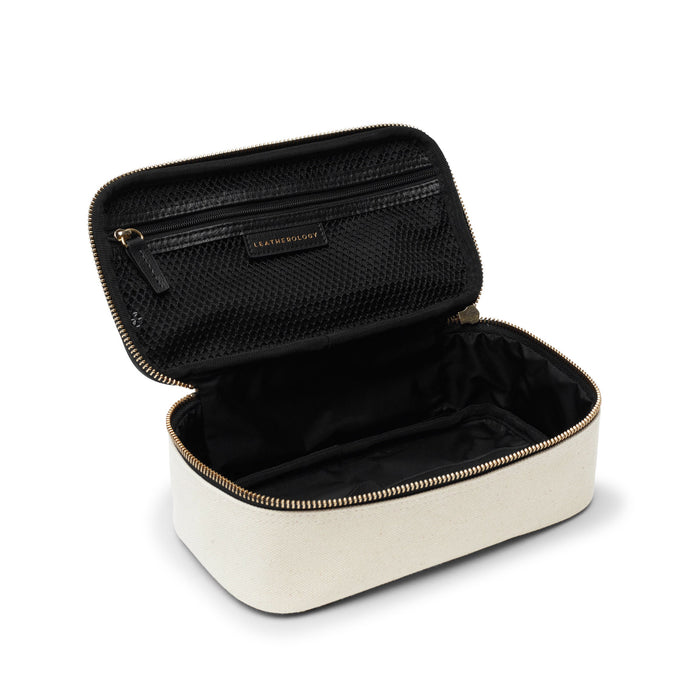 Medium-Travel-Organizer-in-Canvas-Natural-092-450-3