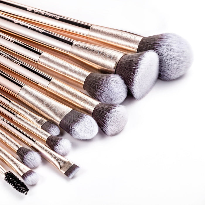 M.I.A. by Massiel Zodiac brush set