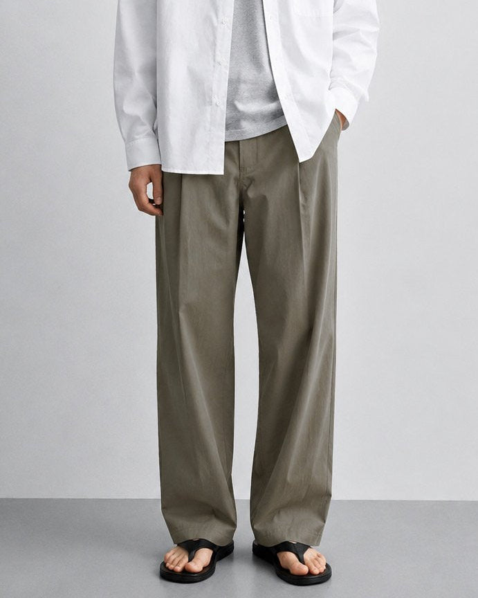 Or One-Tuck Chino Pants