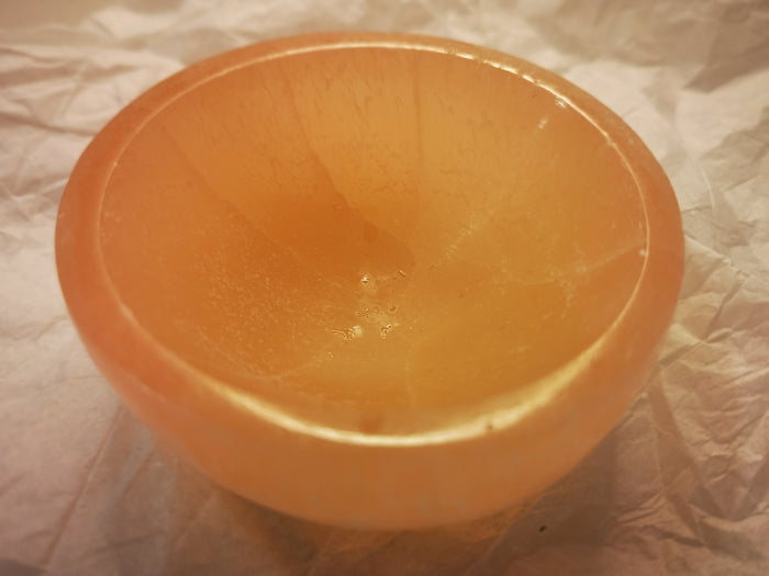 Earthstore® Peach Selenite Charging Bowl Dish