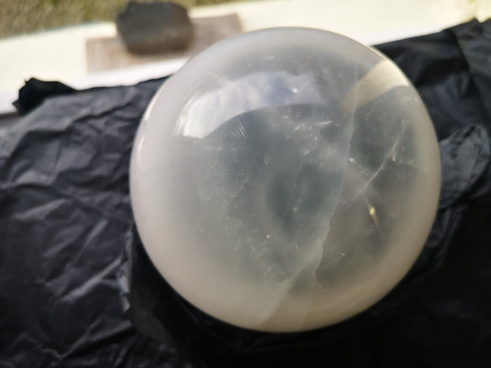 Earthstore® PURE SELENITE SPHERE- 120mm 2.2Kg (2200gms) Satin Spar