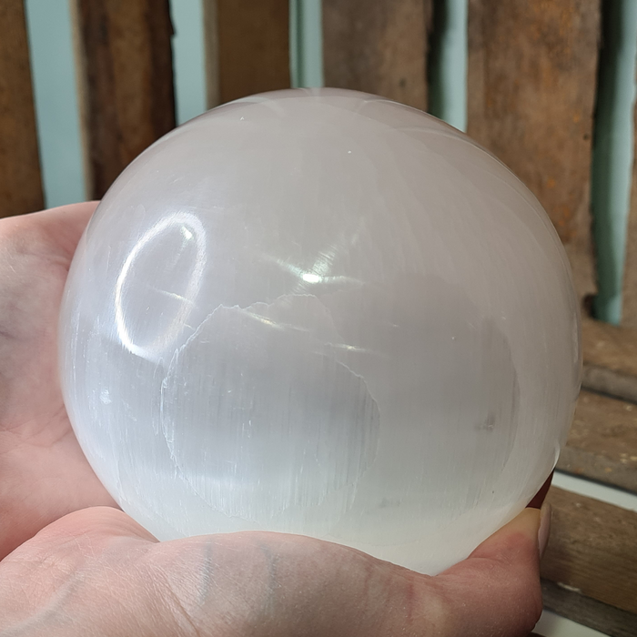 Earthstore® PURE SELENITE SPHERE- 120mm 2.2Kg (2200gms) Satin Spar