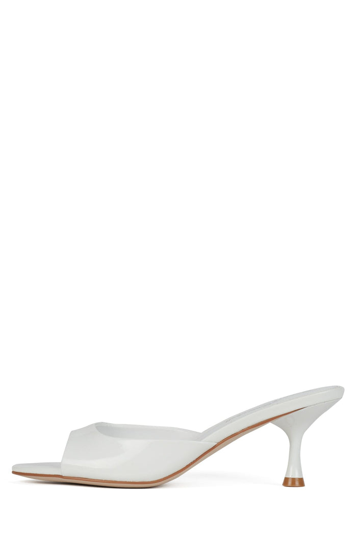 White Crinkle Patent / 6