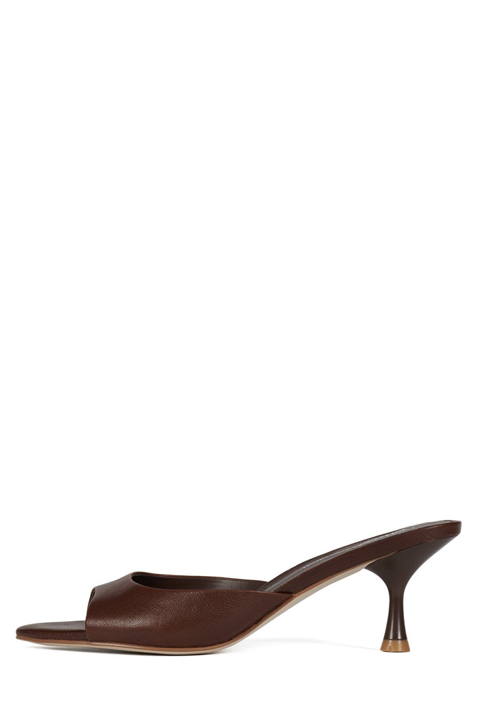 Brown / 6