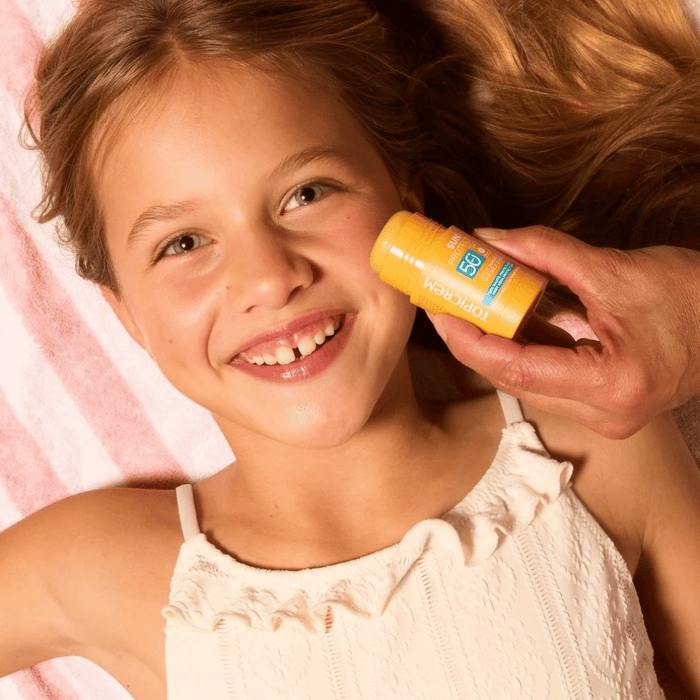 Topicrem Invisible Stick SPF50+   15g